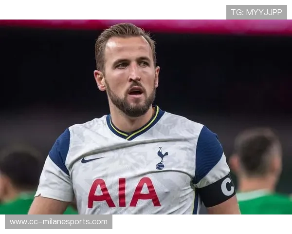 足球绯闻球星排名揭晓 揭秘十大球员的情感世界与绯闻轶事